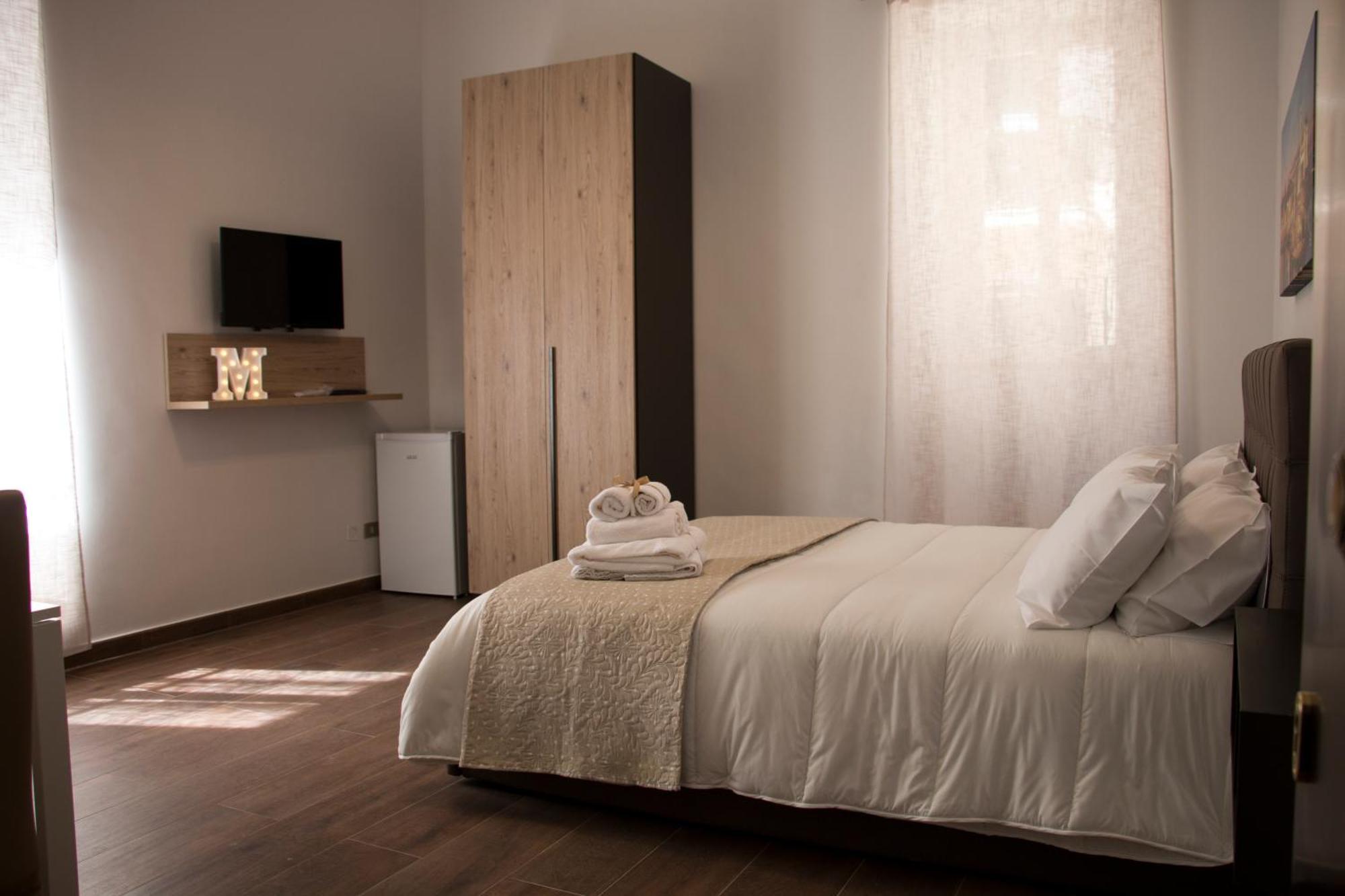 B&B Montebello Трани Екстериор снимка