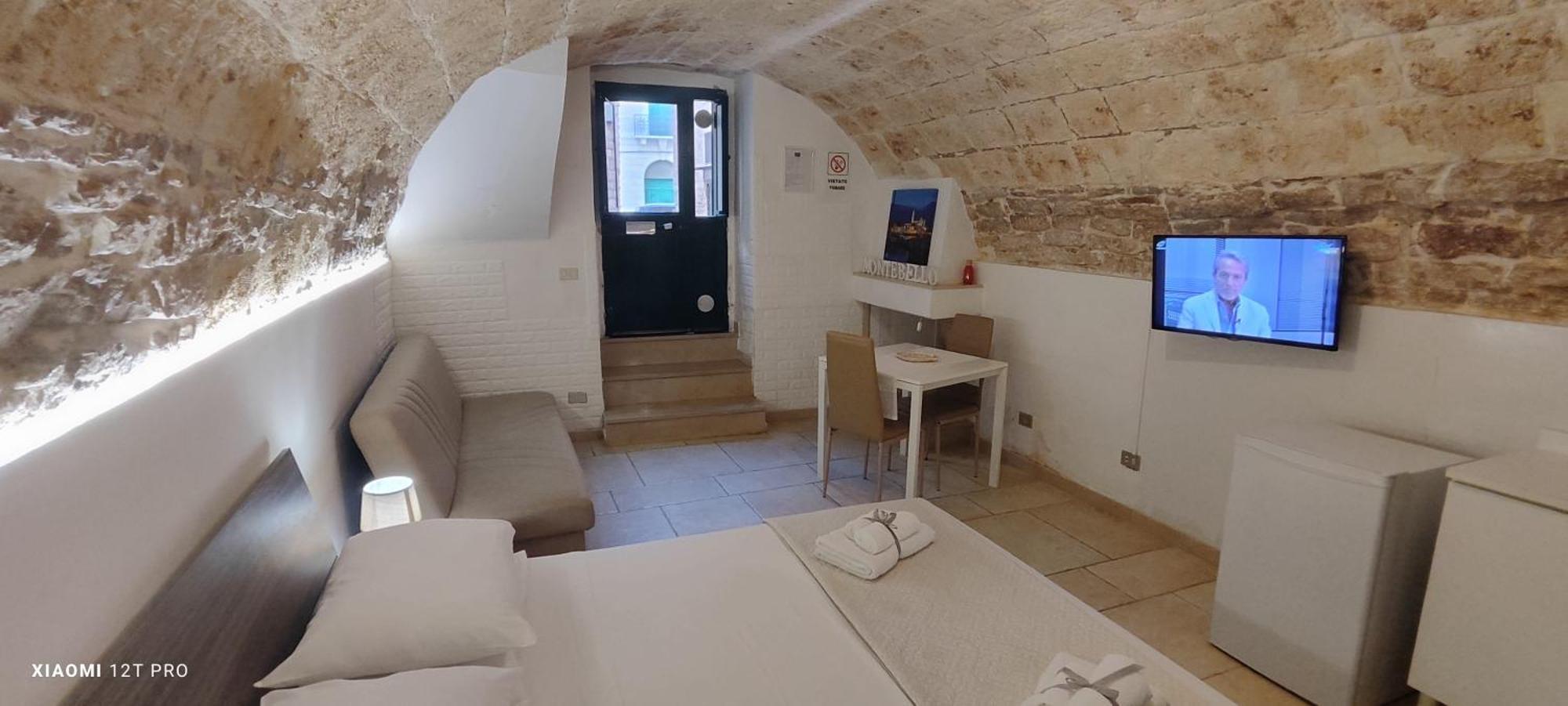 B&B Montebello Трани Екстериор снимка